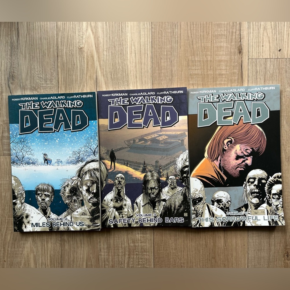 Set of 3 The Walking Dead Book Series